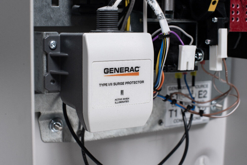 Generac Single Phase Automatic Transfer Switch with Surge Protection Device 200 Amp 120/240 Volt Service Rated