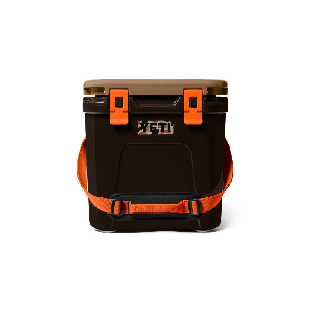 YETI Roadie 24 Hard Cooler Wetlands Camo
