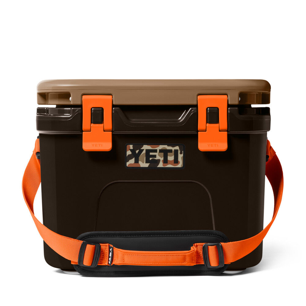 YETI Roadie 15 Hard Cooler Wetlands Camo