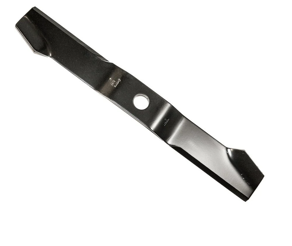 Kubota Parts 24-1/2 Inch x 3 Inch x 1/4 Inch Clockwise Rotation Mower Blade