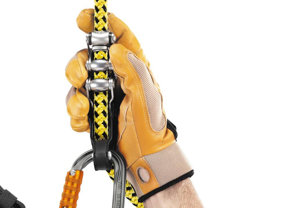 Petzl Adjustable Lanyard for Tree Care (5.5 m)