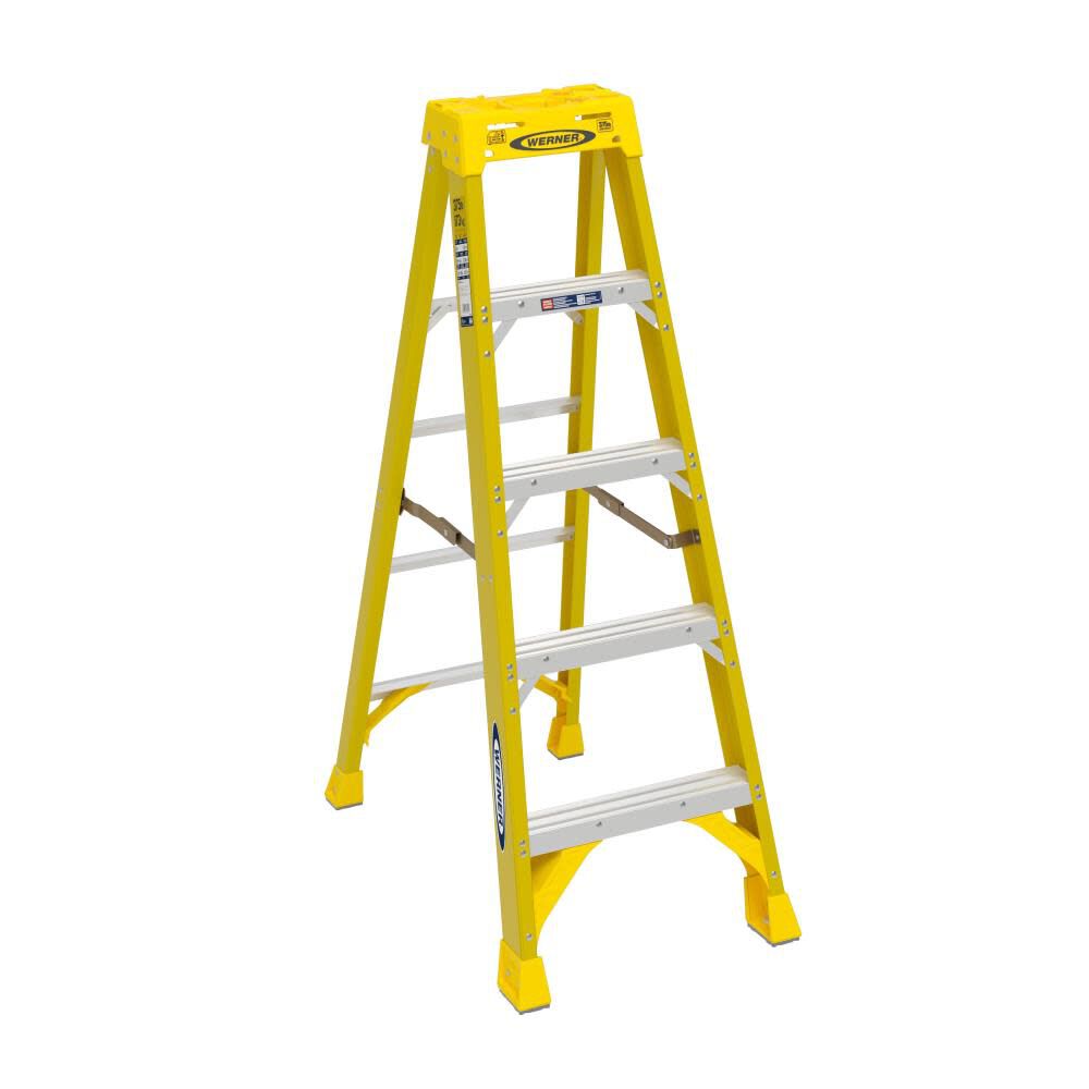 Werner 5 Ft. Type IAA Fiberglass Step Ladder