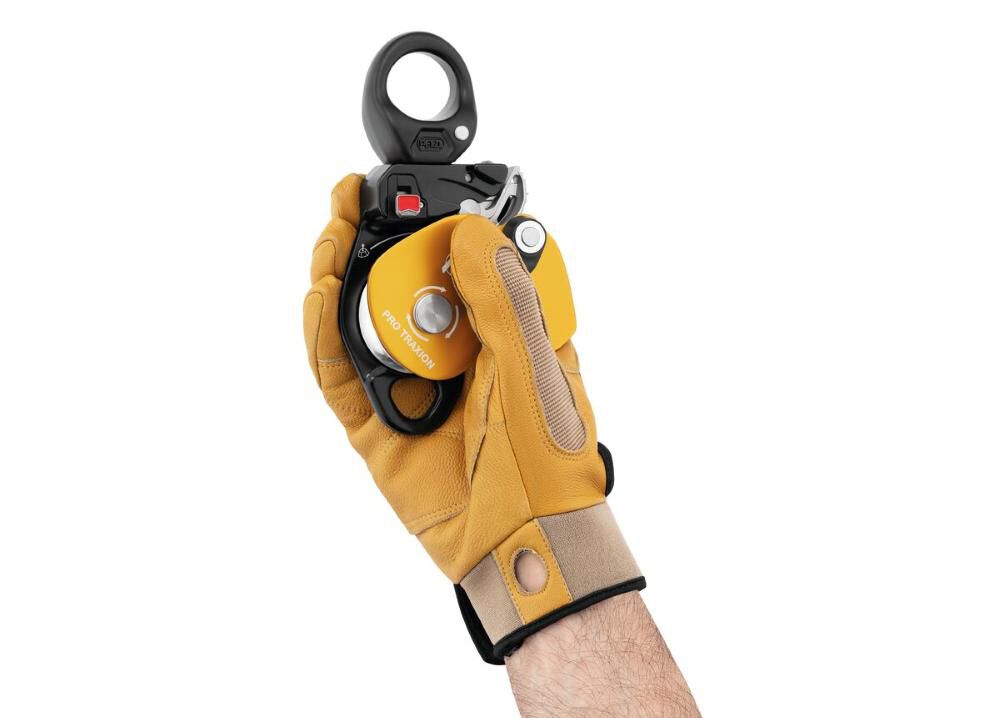 Petzl PRO TRAXION Capture Pulley with Swivel, NFPA