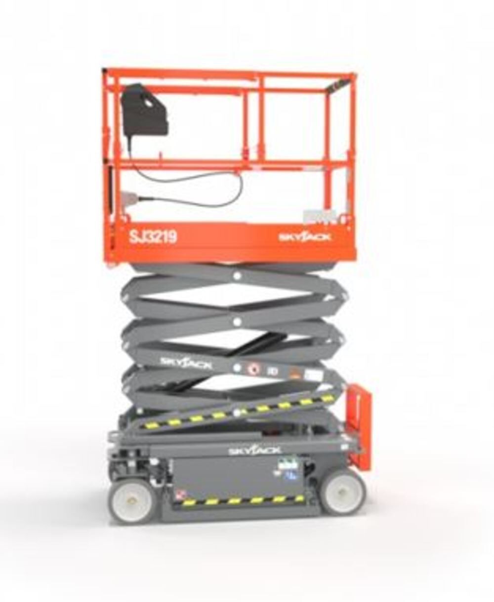 Skyjack 19′ 500 lbs DC Electric Scissor Lift with E-Drive